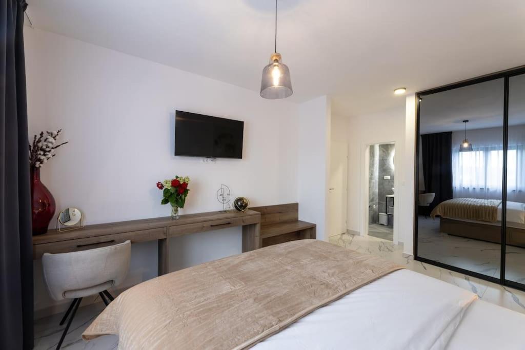 Eva Holiday home Kastela